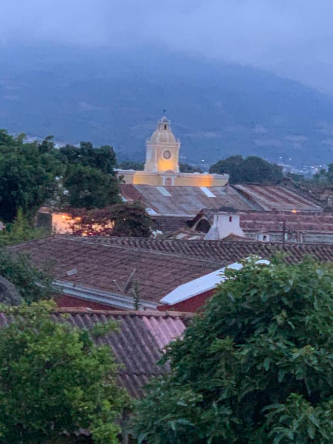 Hotel Mansion Del Rey Antigua Exteriör bild